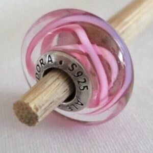 Pandora Murano Pink Ribbon Of Hope Rerired